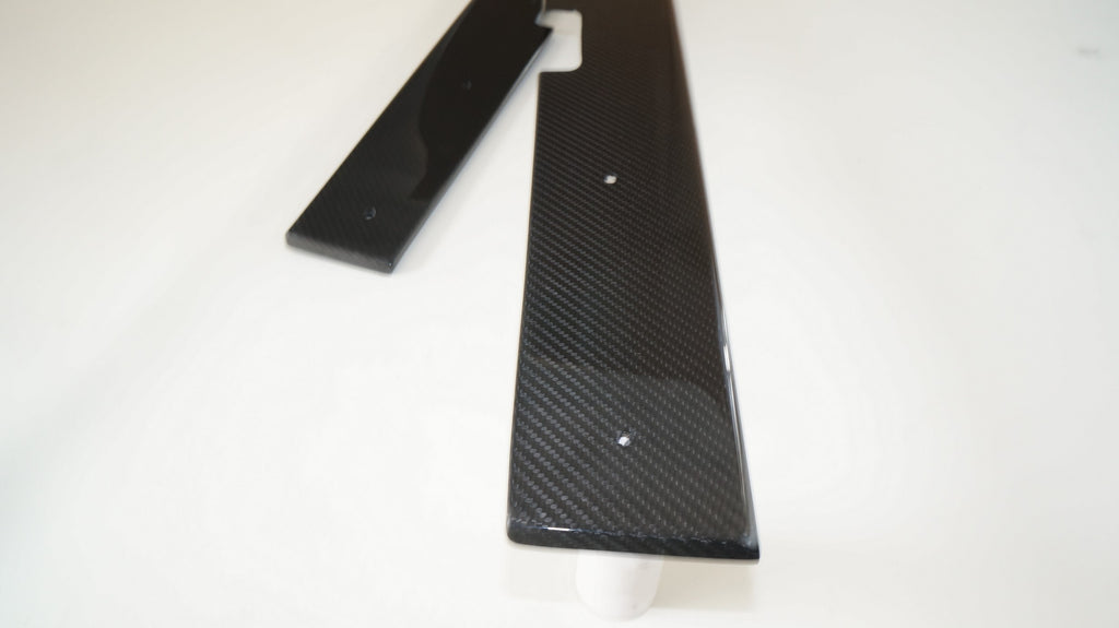 BMW M3 E92 Under side skirts plate (Karbonius)
