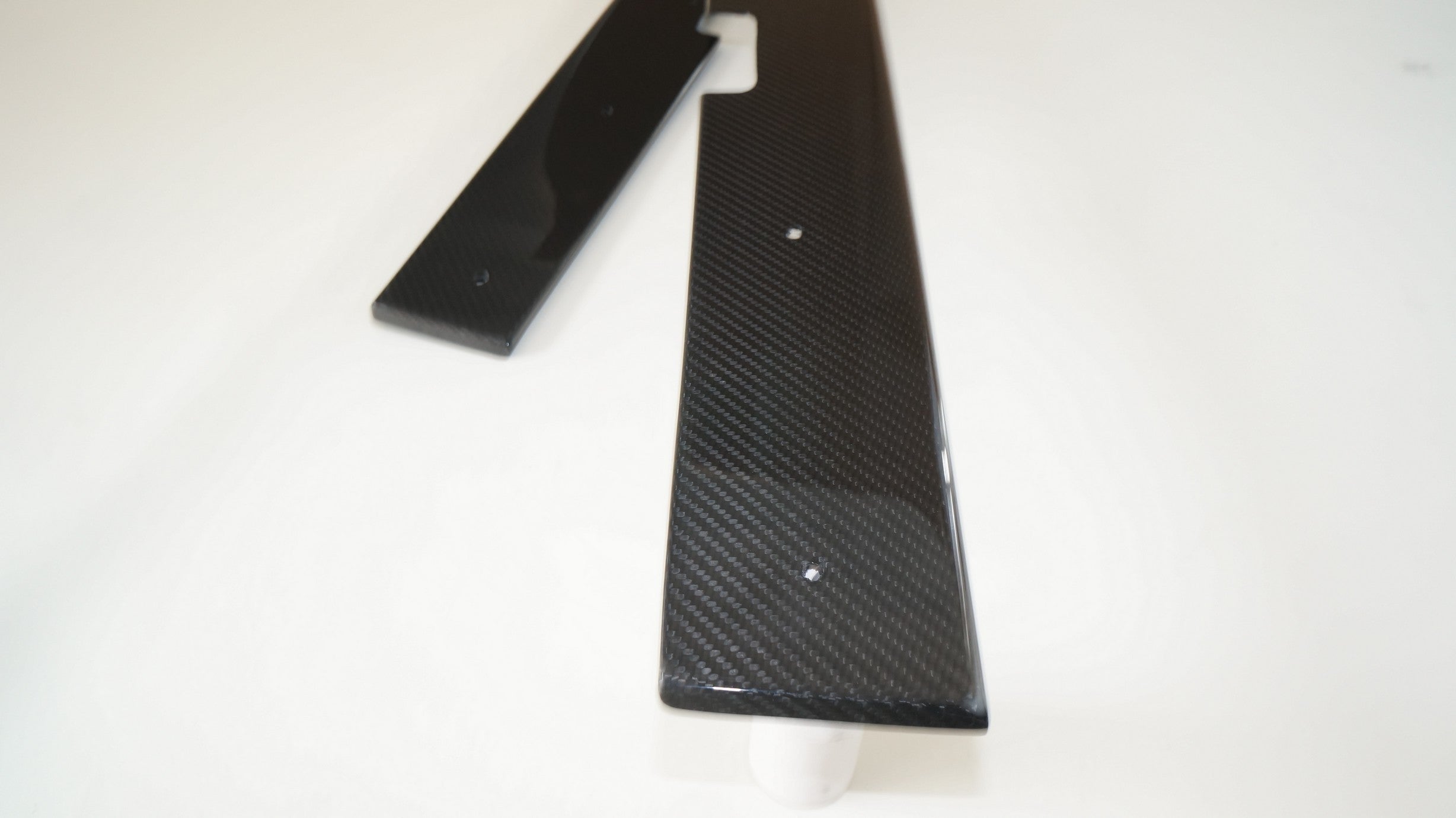 BMW M3 E92 Under side skirts plate (Karbonius)
