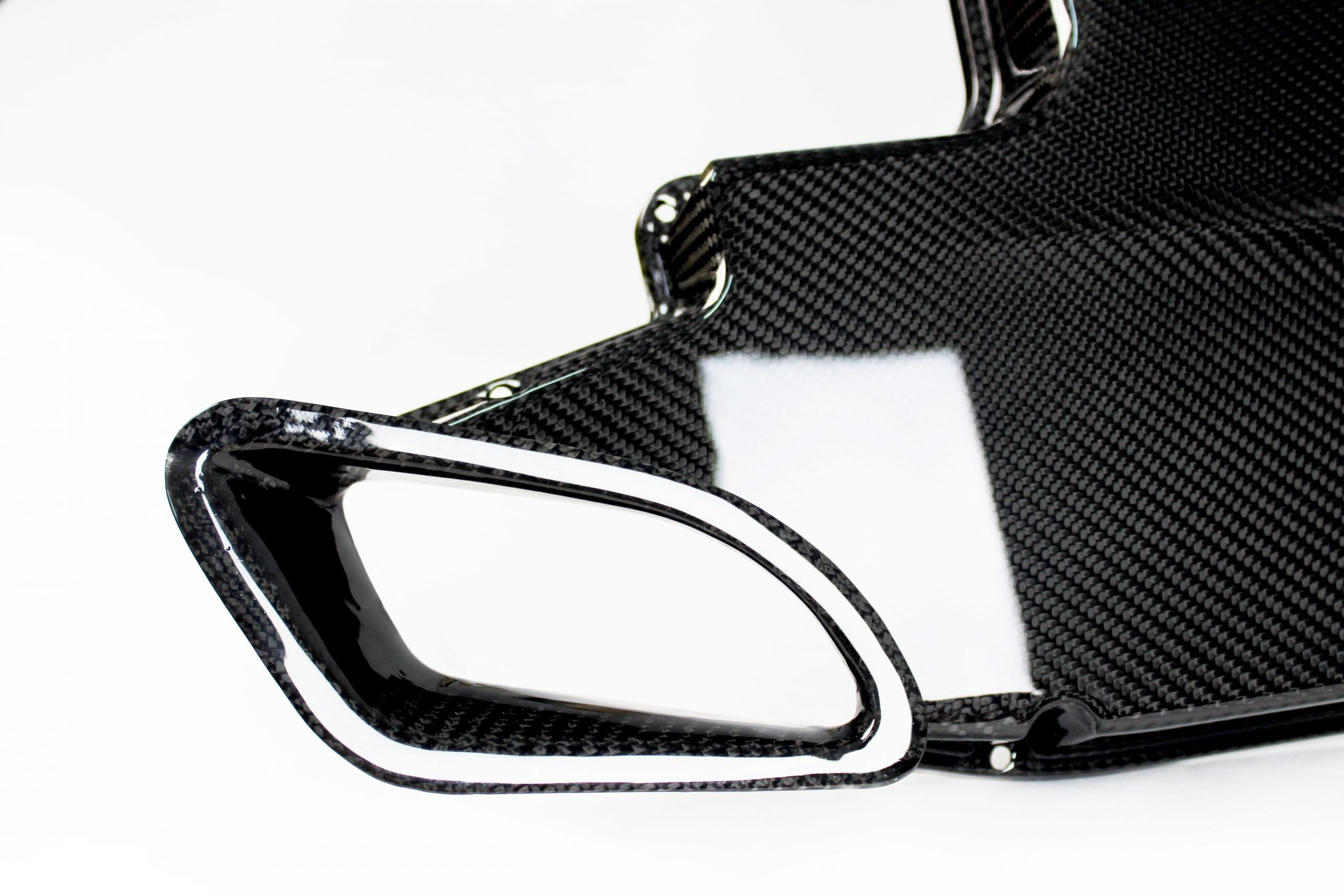 Karbonius BMW E9X M S65 Carbon Fibre Airbox