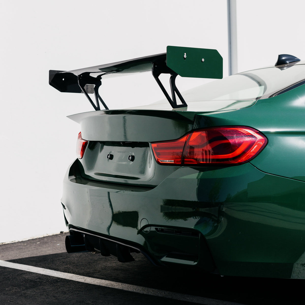 Ring Spec Wing V2 (Pre-Preg Dry Carbon Rear Wing) - image 2